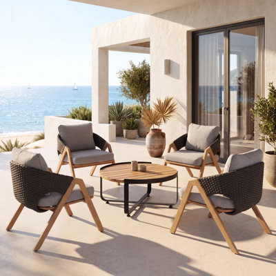 Canapés de patio confortables pour 4 personnes, en acier et résine tressée, style moderne pour l'extérieur.
