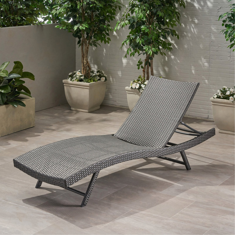 Chaise longue en osier PE, Gris