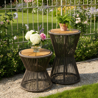Ensemble de 2 tables d'appoint en bois d'acacia et corde