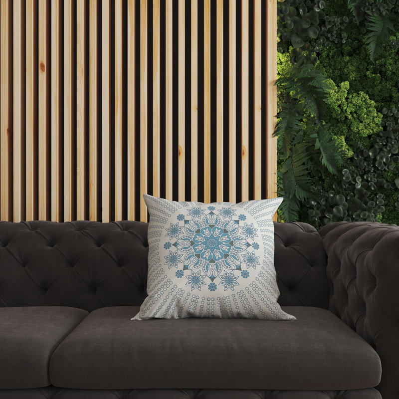 Coussin Wisteria, Bleu ; blanc, H 18 po x l 18 po