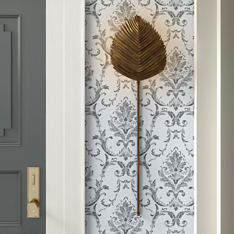 1 - Light Wallchiere