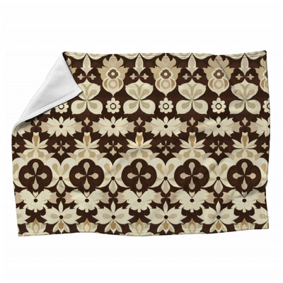 Minimal Design Bold Machine Printed Throw Blanket