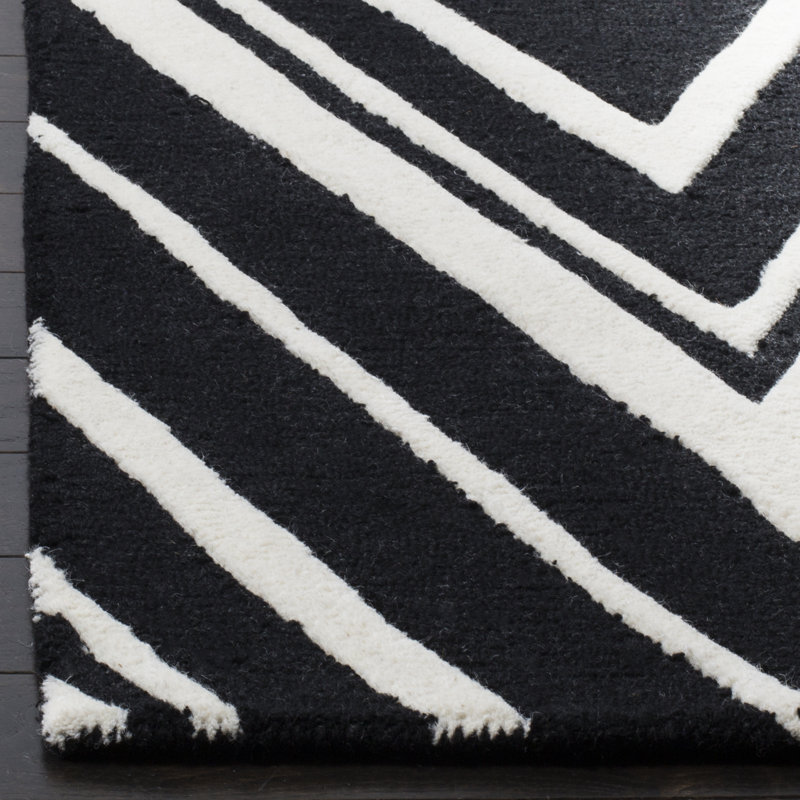 Sanyla Hand Tufted Wool Chevron Rug, Square 6'