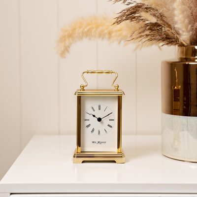 Roman Numeral Metal Quartz Movement / Crystal Tabletop Clock in Gold