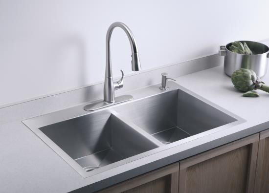 Vault™ Double Bowl Kitchen Sink with Single Faucet Hole