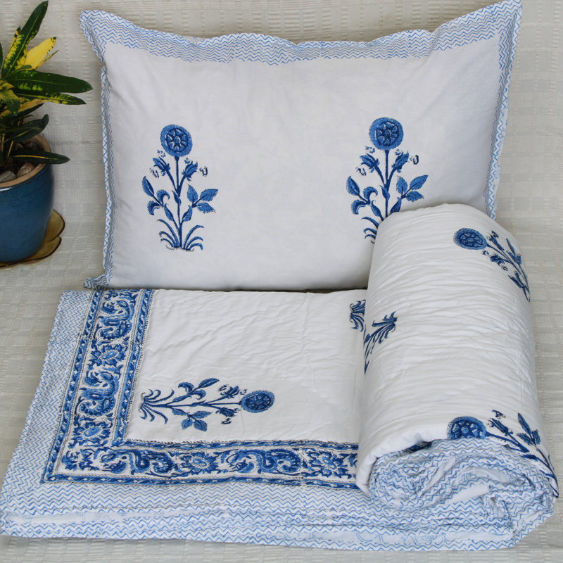 Hondo Cotton Floral Bedspread with Pillowcases