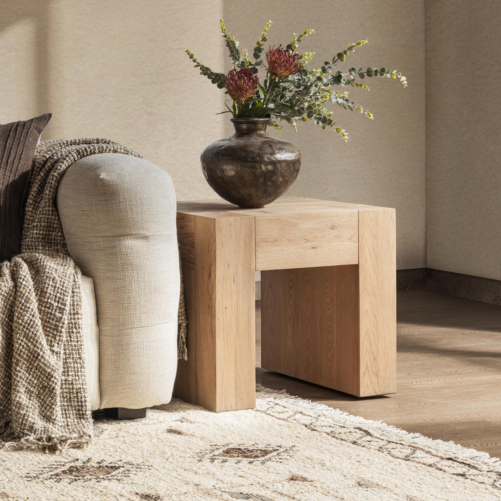Elise 24" Oak End Table, Coastal Haven