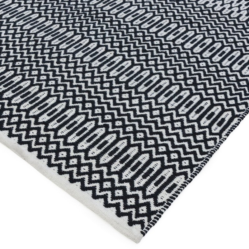 Perrotta Geometric Hand Woven Kilim Indoor / Outdoor Area Rug, Runner 66 x 240cm