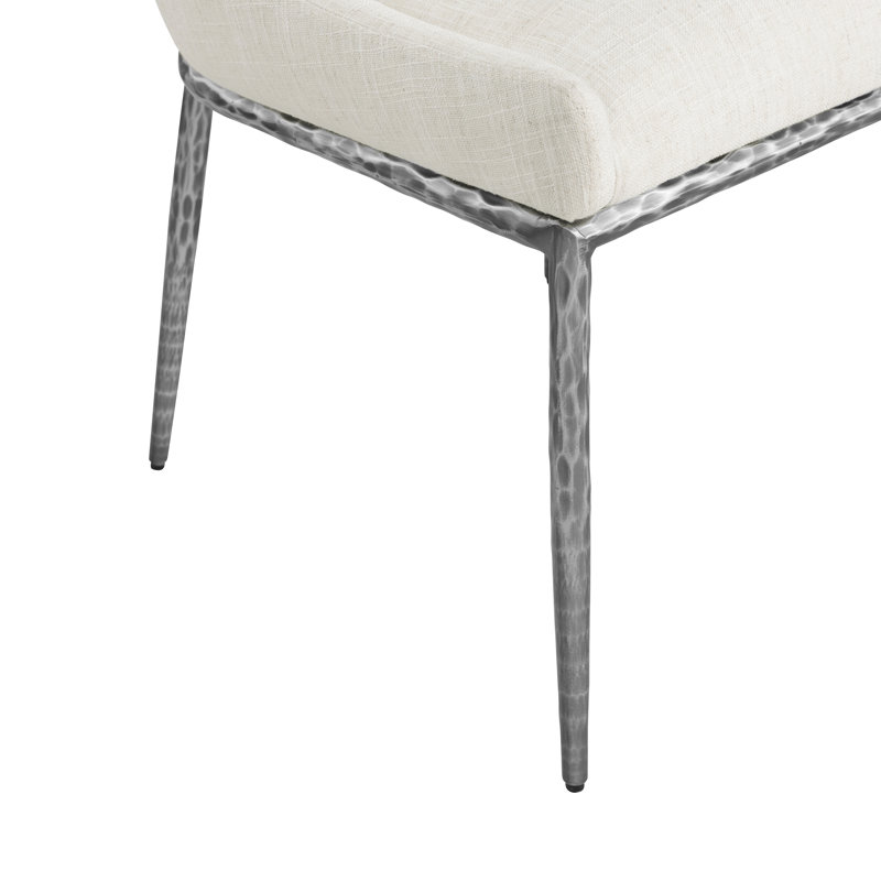 Chaise d'appoint rembourrée en métal martelé Lalia, Gris