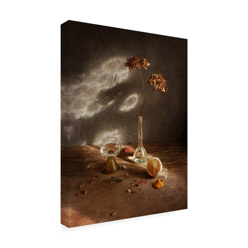 «With Limoll and Hydrangea», lumière sur toile par Ala Pneuma, H 47 po x l 35 po x P 2 po