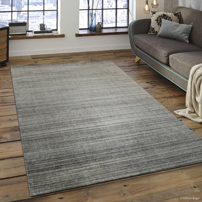 Tapis contemporain en laine et viscose de couleur ocre faite à la main Vijaya & Viscose