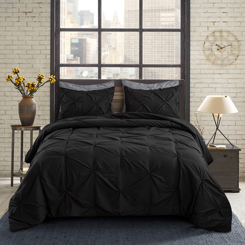 Vintage Polyester Geometric Shapes Comforter Set, Queen Comforter + 2 Standard Shams, Black