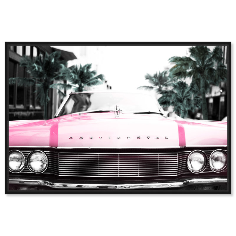 A Classic Colorful Automobiles - reproduction d'art sur toile, H 30 po x l 45 po x 1,5 po, Toile avec cadre noir