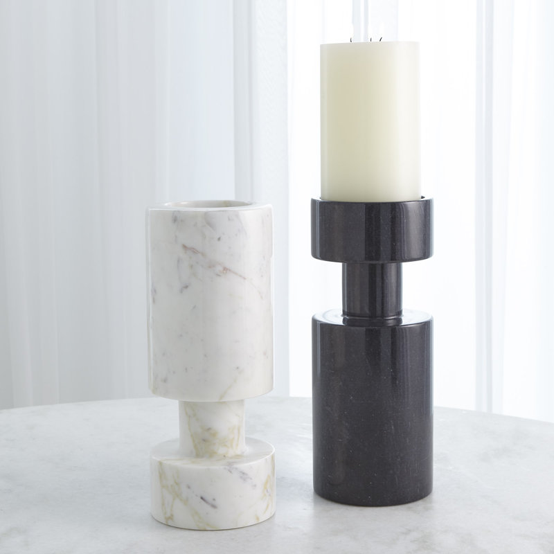 Luc Vase, Black