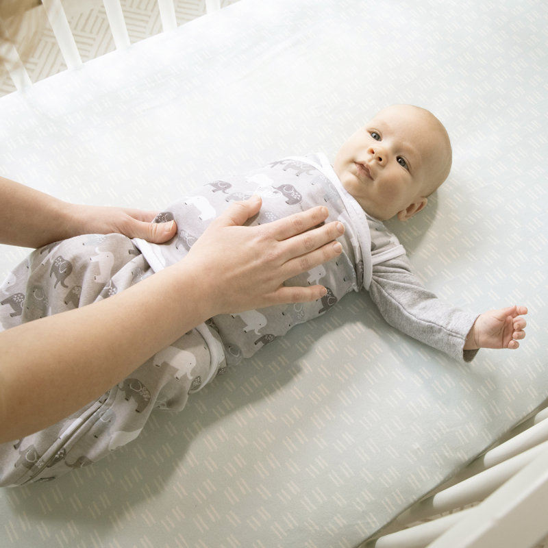 SwaddleMD SwaddleMe par Ingenuity Arms Free - Happy Elephant