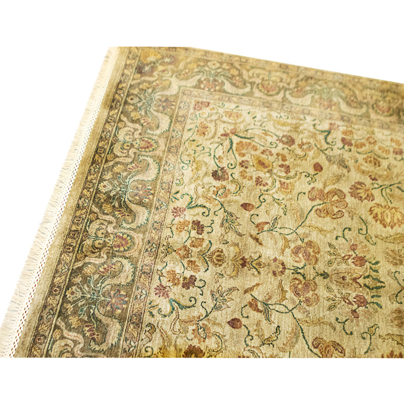 High-Quality Hand-Knotted Ivory And Brown Area Rug