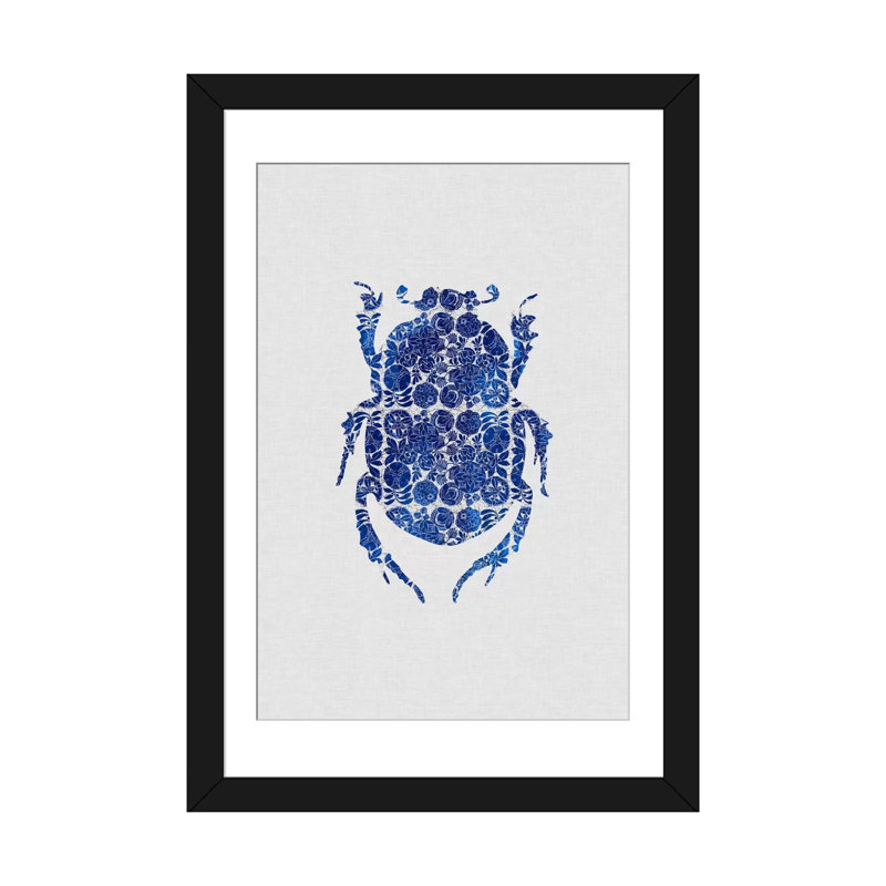 Blue Beetle I par Orara Studio - Giclée sur toile tendue avec châssis, Papier d'art encadré noir, Blanc