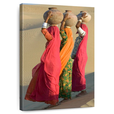 Femmes d'eau du désert Leisha