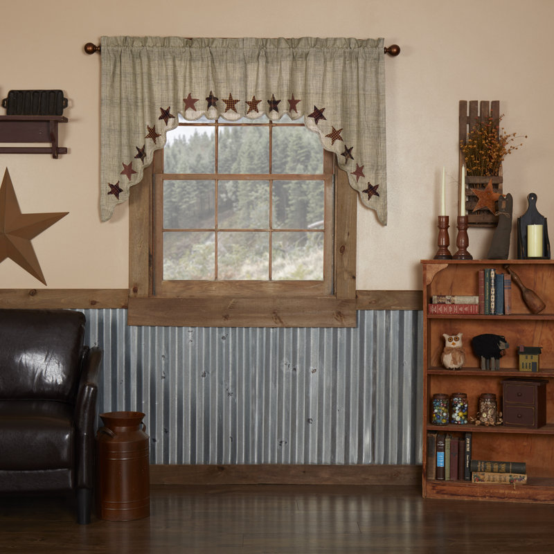 Abilene Star Scalloped 72" Window Valance