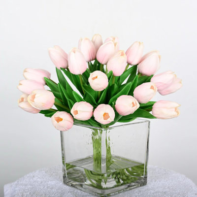 Arrangement floral tulipe artificielle dans un vase, longue tige artificielle avec de l'eau artificielle pour les centres de table de salle à manger, décoration de fête de mariage à l'intérieur