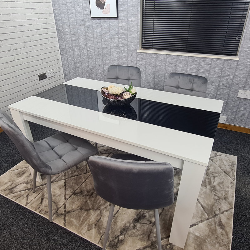 Daylann 4 - Person Dining Set, Grey
