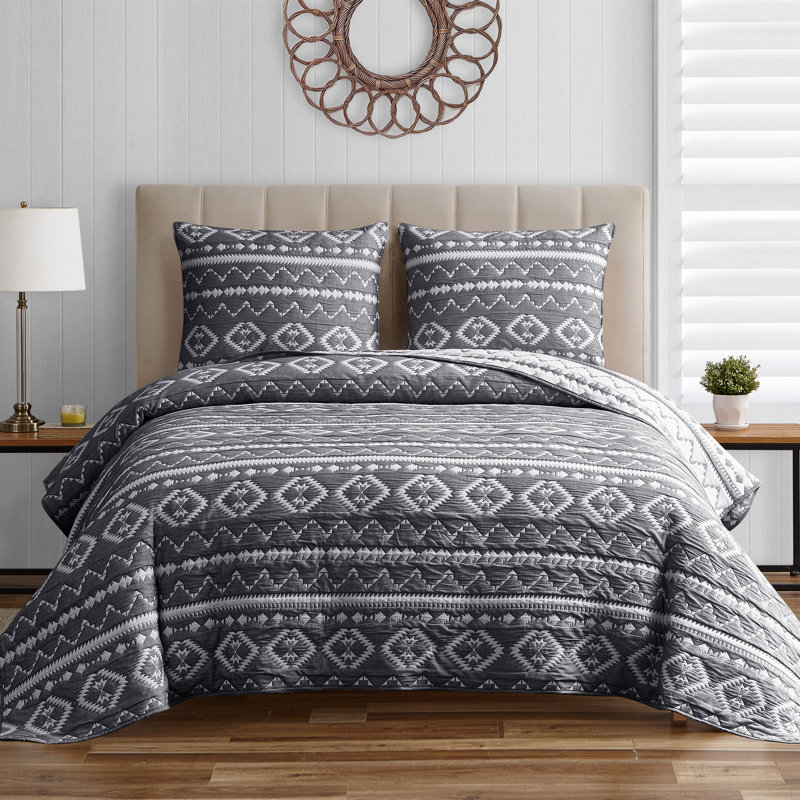  Ensemble de courtepointe en mélange de coton matelassé à rayures gris foncé DESIGN STUDI