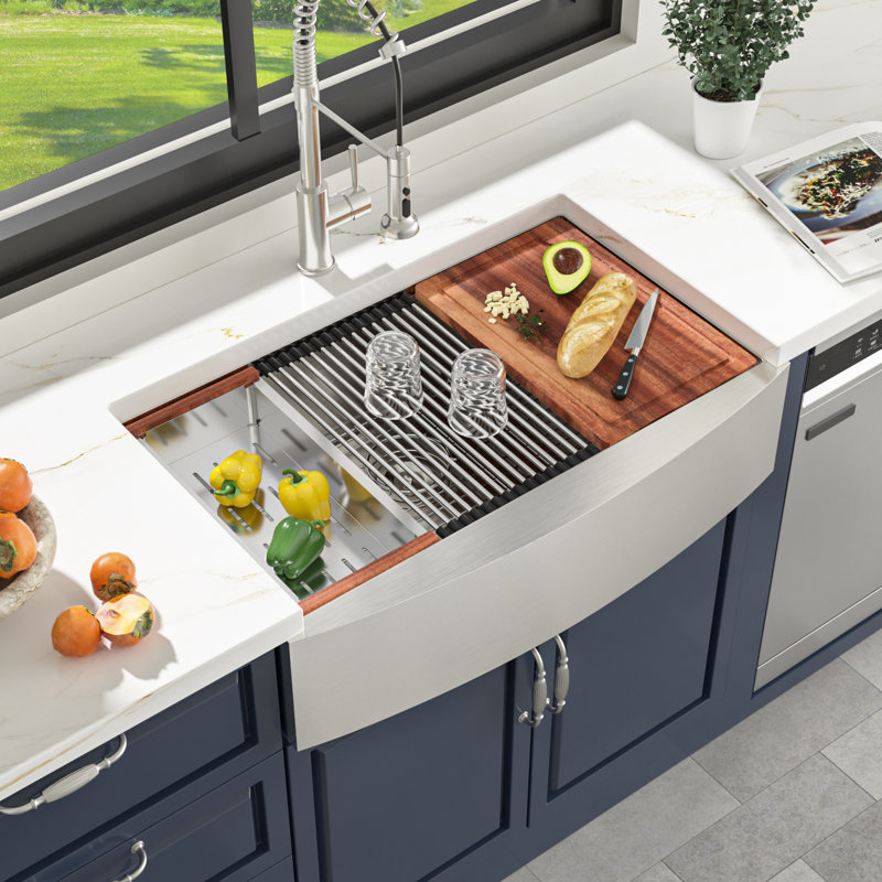 L 30 po x l 21 po Framhouse / tablier d'évier de cuisine à cuve simple en acier inoxydable avec accessoires