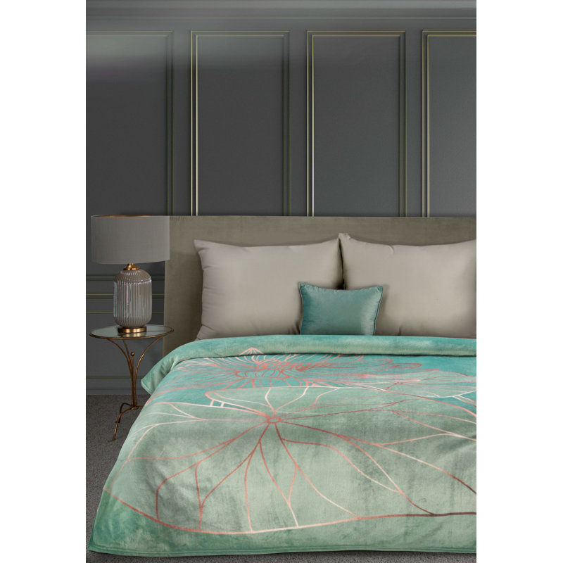Eilonwy Polyester Floral Bedspread