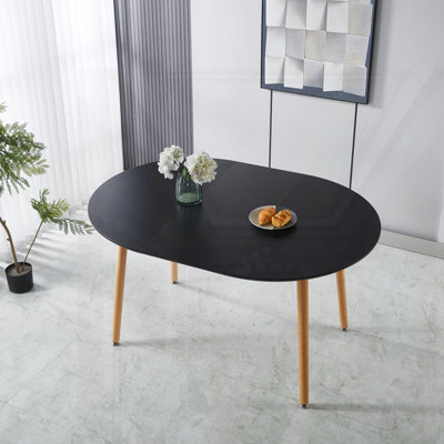 Extensible Dining table
