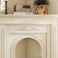 Foyer autoportant en bois massif beige
