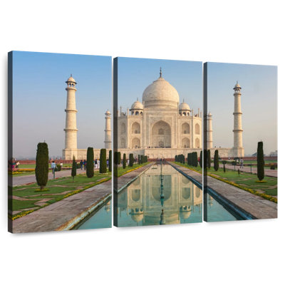 World Wonder Taj Mahal
