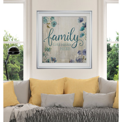 «Family Gather Here», art textuel