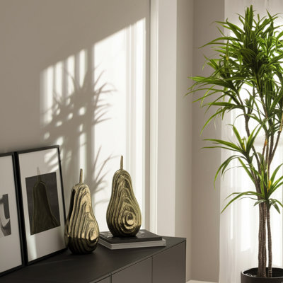 Osiris Aluminum Decorative Object with Textured Design Accent for Home, Office, Bedroom, or Living Room Decor 8" Gold.