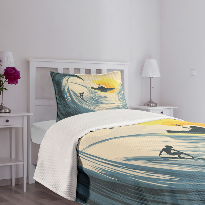 Twin White Quilted Bedspread Set with Ocean Print
