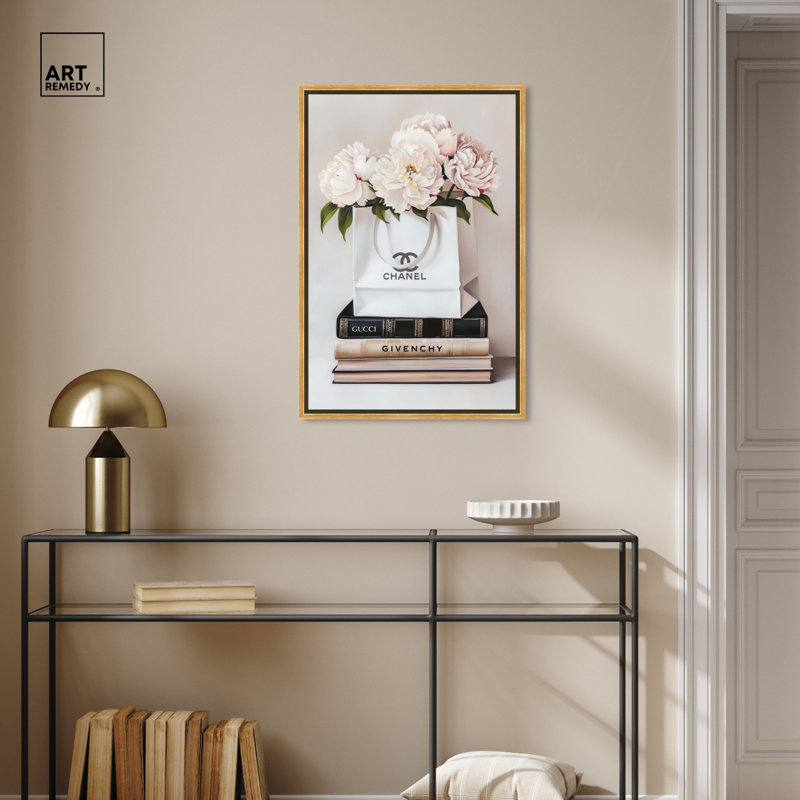 Art graphique sur toile crème, Cadre doré, H 31 po x l 21 po