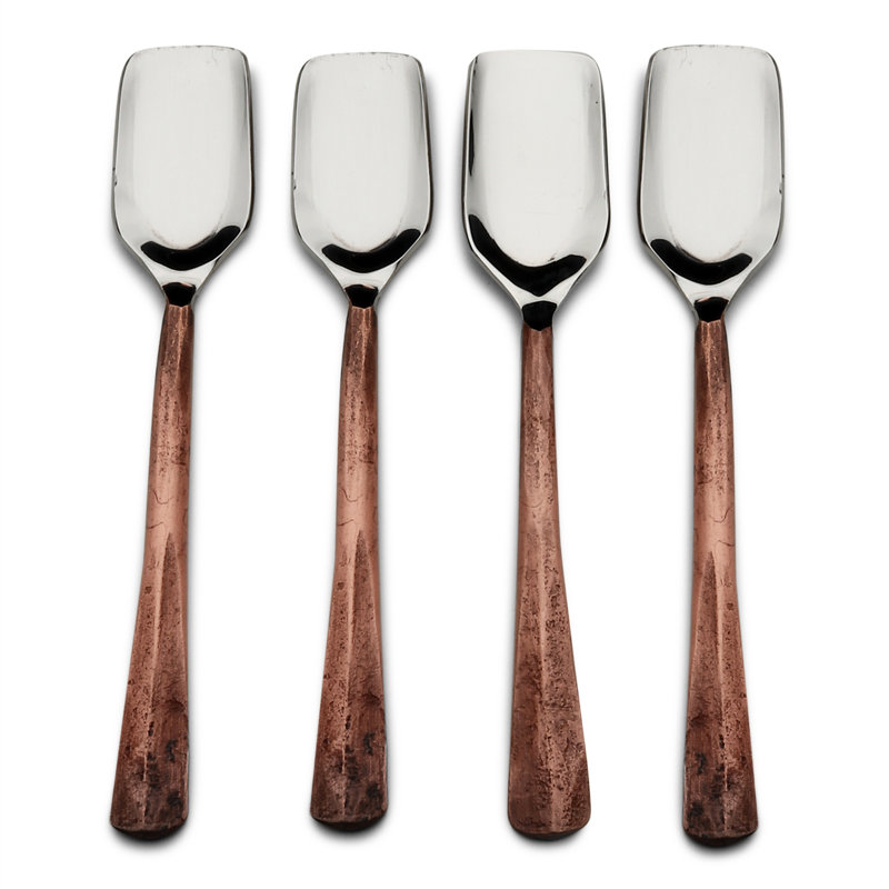 Ahrianna Stilton Scoop