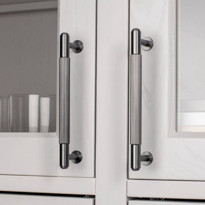 Pull Bar / Linear