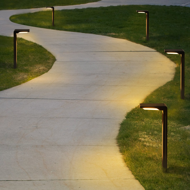 Solar Powered Integrated LED Pathway Light Kit, Warm