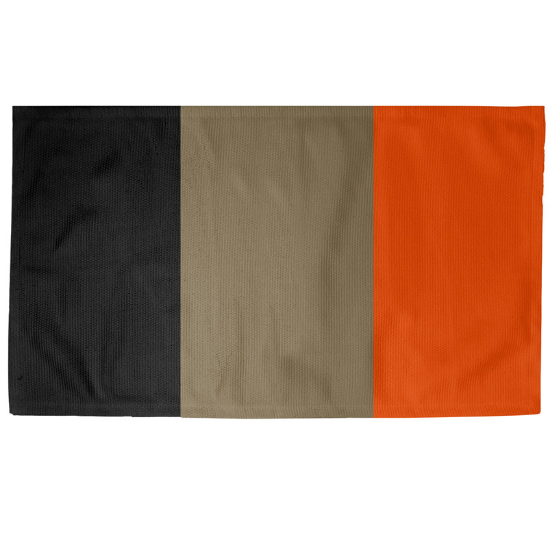 Tapis noir à rayures de hockey national, Rectangle 5 pi x 7 pi, Oui