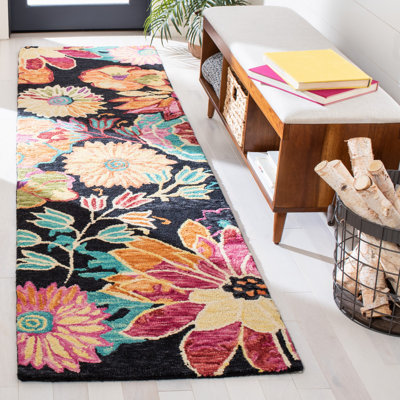 Sisag Hand Tufted Wool Floral Rug