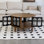 Table basse 31,5 pouces ronde à trois portes avec rangement, table basse moderne en placage de bois véritable, convient au salon, à un appartement ou au bureau, idéale pour les petits espaces