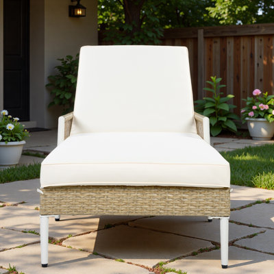 Chaise longue d'extérieur en rotin avec fauteuil inclinable réglable à 6 vitesses, coussin épais, pieds ajustables et housse amovible résistante à l'eau