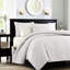 Courtepointe réversible blanche pour literie matelassée en coton prélavé FullS Seasonal Shift Bed 3 pièces avec 2 taies décoratives incluses-121405872-121405873