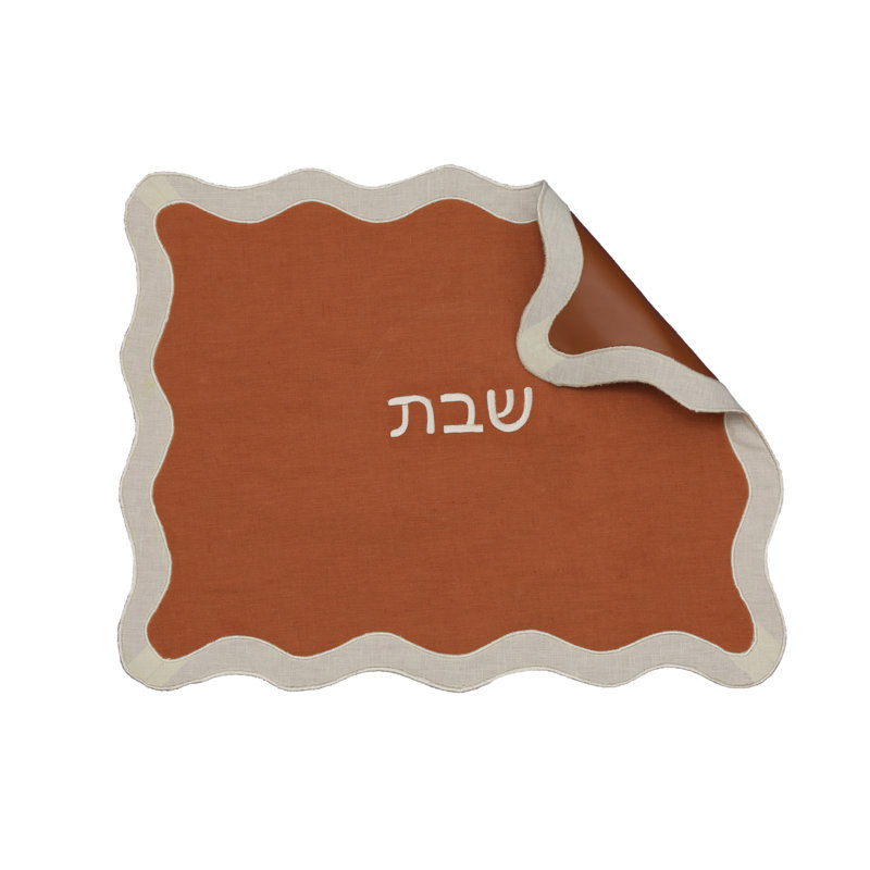 Couverture de challah ondulée en coton/lin biologique couleur crème sur rouille