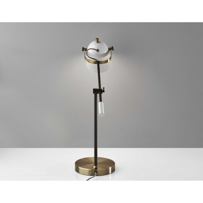 Kaiis Metal Buffet Lamp
