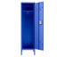 Armoire-penderie métallique de 140 cm de haut, en acier bleu, avec porte ventilée, serrure et crochets latéraux.