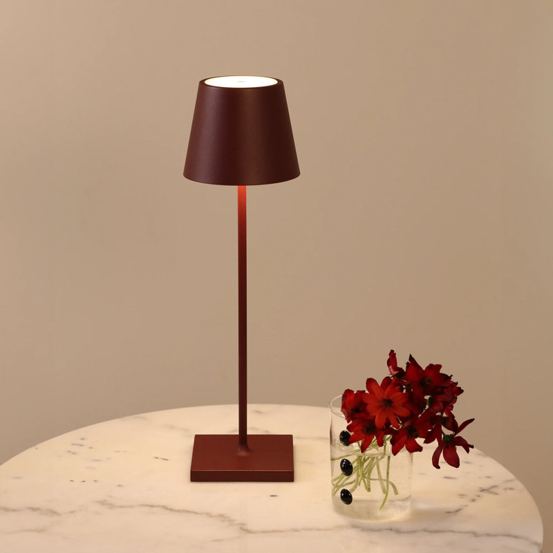 Poldina Pro Table Lamp, Bordeaux