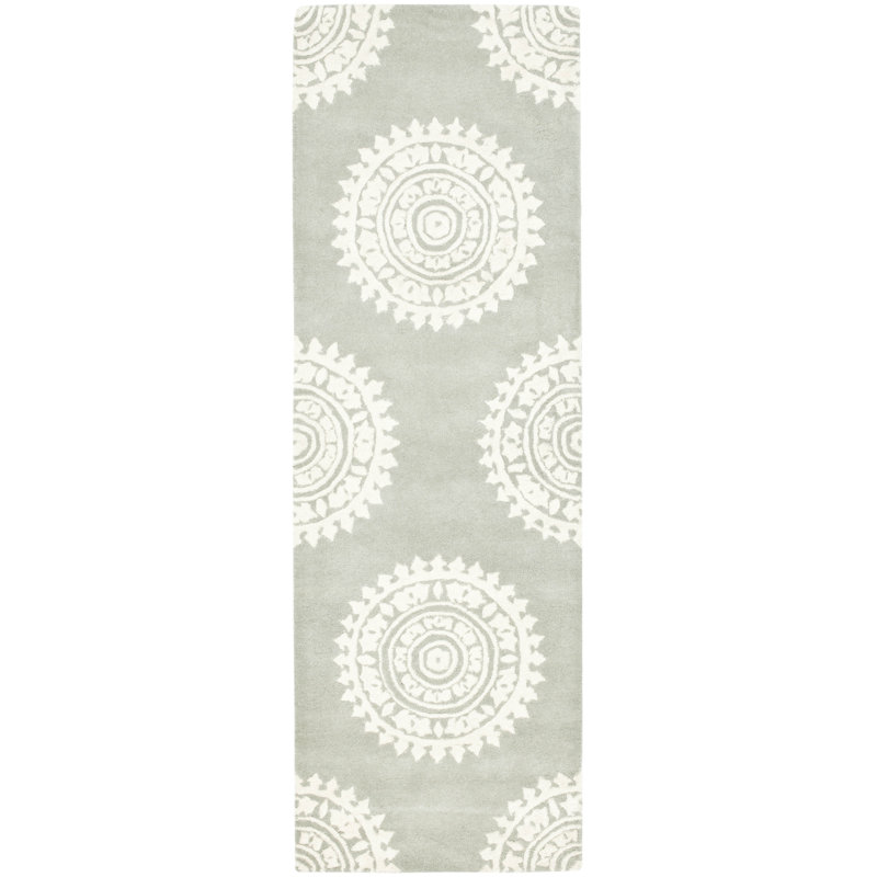 Tapis gris clair / ivoire en laine touffeté à la main Camisa, Tapis de couloir 2 pi 6 po x 12 pi