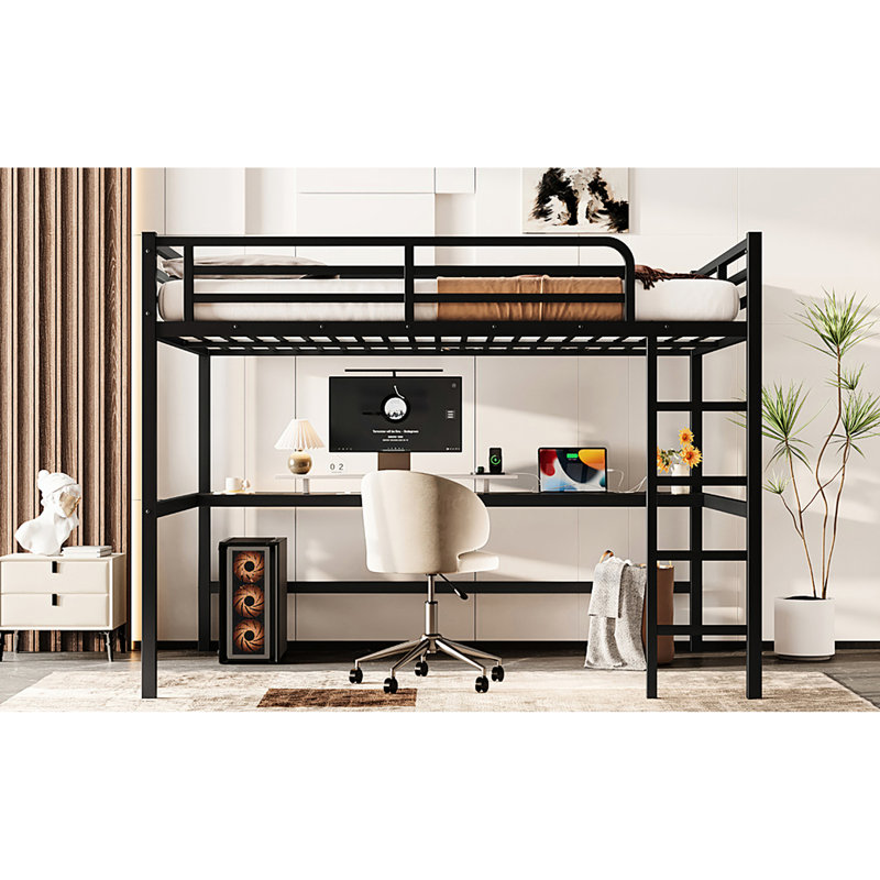 Grand lit mezzanine en métal peu encombrant avec éclairage à DEL et prise de courant, bureau livré pour une activité de production, éclairage intelligent à prise de courant noire avec garde-corps, création de zones de repos pour le travail personnel,