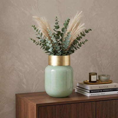 Vase en verre menthe moyen avec poignet en métal doré mat Trashawn